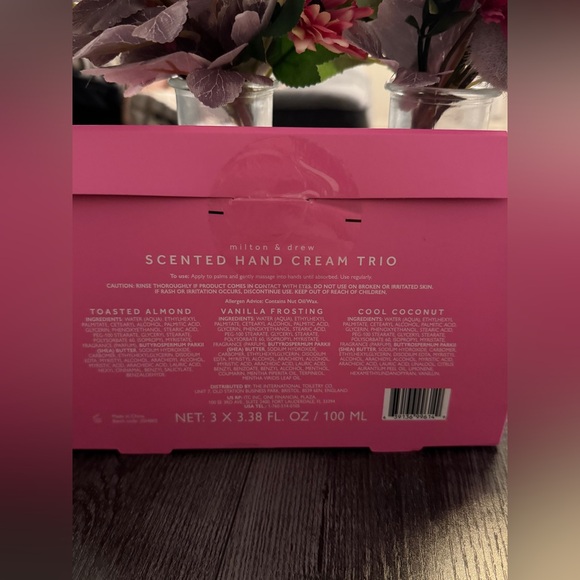 Milton & Drew Winter Wonderland HandCream Trio - New Holiday Gift Set - Picture 5 of 5